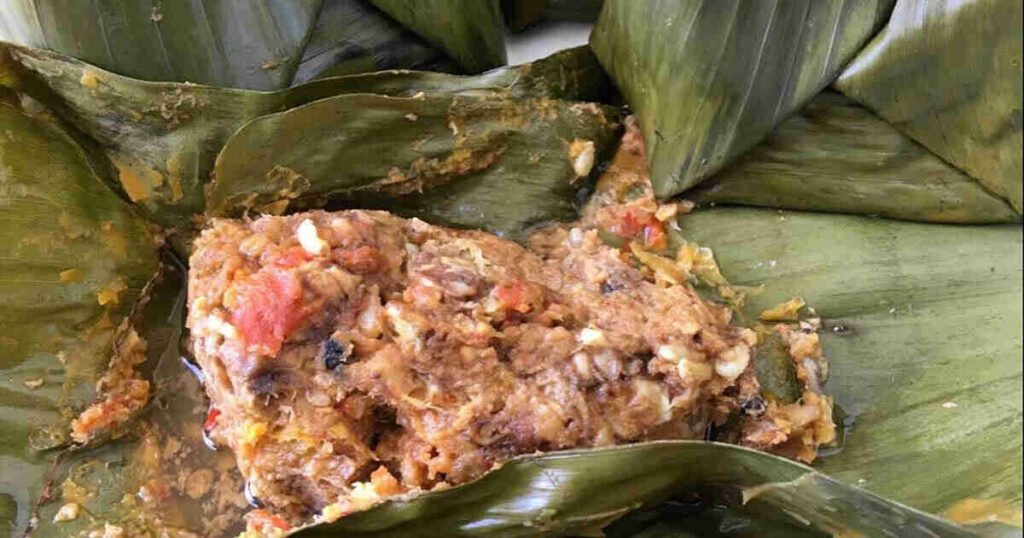 botok tawon masakan khas Banyuwangi terkenal enak - mevrouw wortel