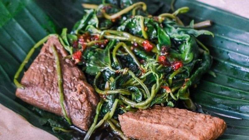 Brambang Asem Makanan Khas Solo