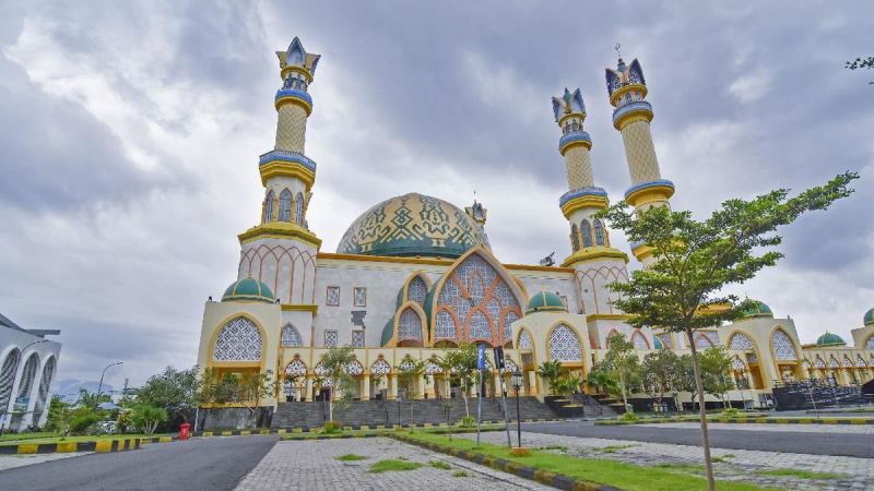Islamic Center Mataram Wisata Lombok