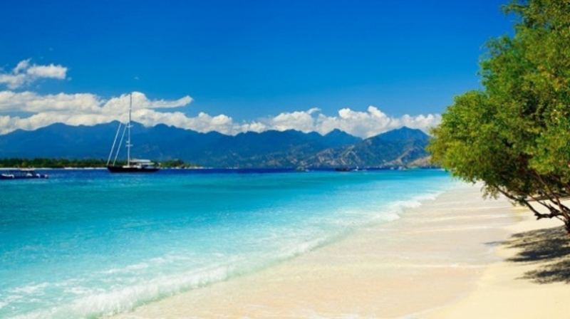 Pantai Senggigi Wisata Lombok